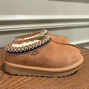 Kids UGG Tasman Chestnut Suede Slip-Ons